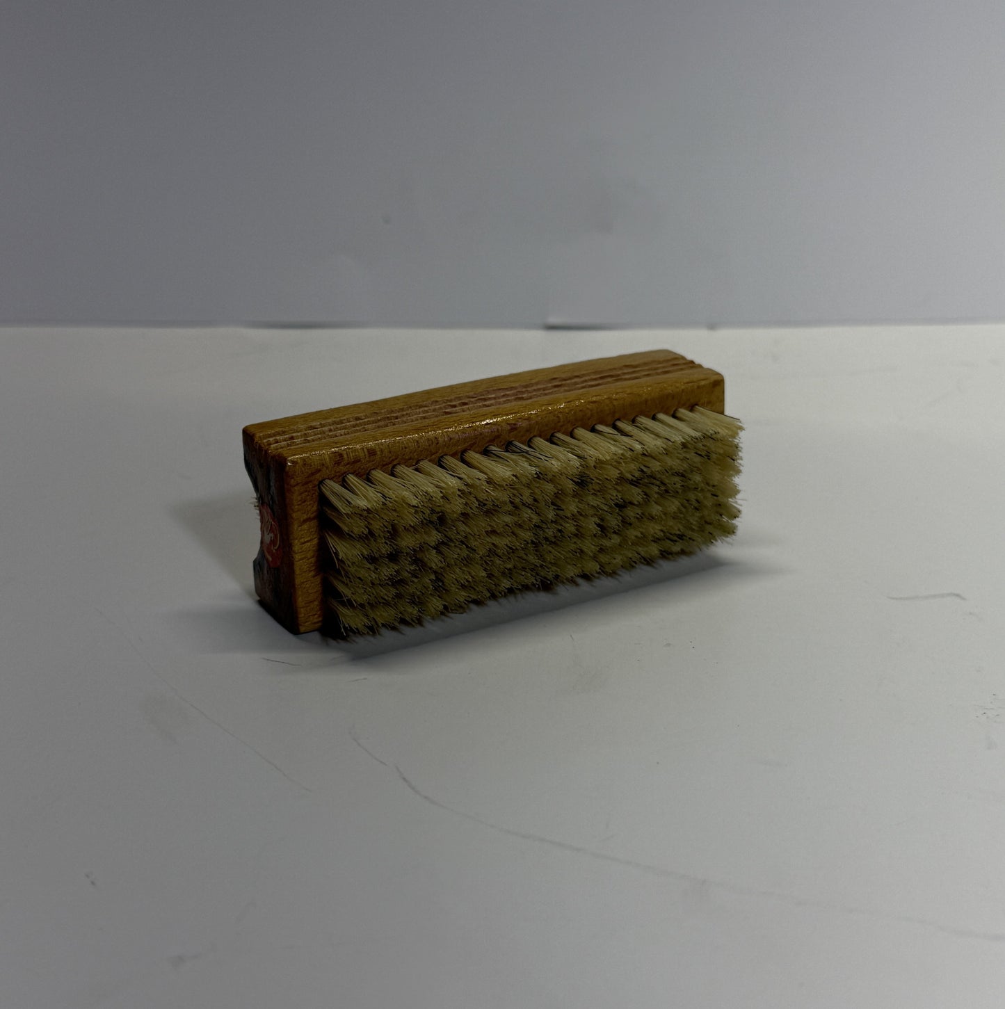 CZECH MILITARY HAND & NAIL BRUSH