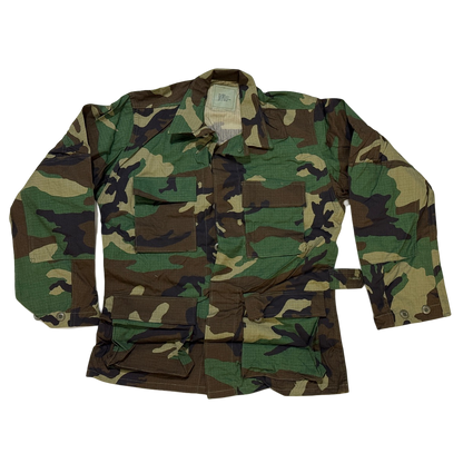 Un-Issued US M81 Woodland BDU Field Shirt image 0