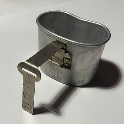 WW1 U.S. M1910 ALUMINUM CANTEEN CUP image 0