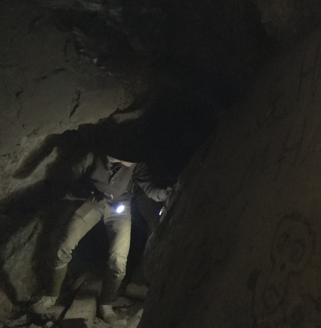VINTAGE USGI 100% WOOL OLIVE DRAB SWEATER image 1